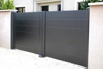 Black aluminum Portal of company KSM France