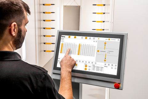 MagicControl MAX control unit with interface on a powder booth